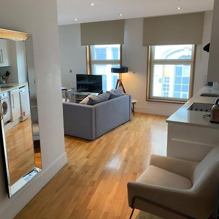 High Apartment In St James Piccadilly Cov10 ลอนดอน ภายนอก รูปภาพ
