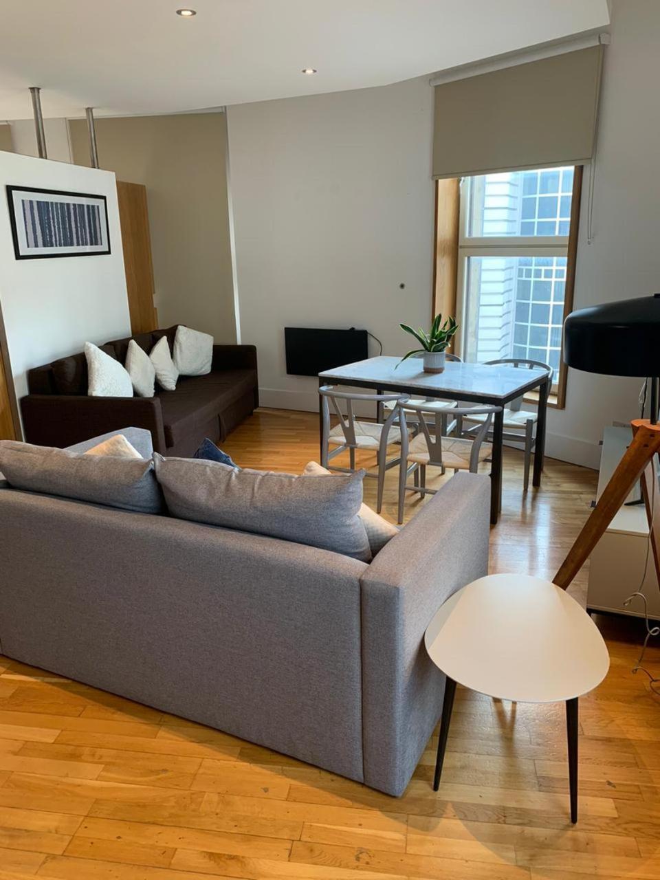 High Apartment In St James Piccadilly Cov10 ลอนดอน ภายนอก รูปภาพ